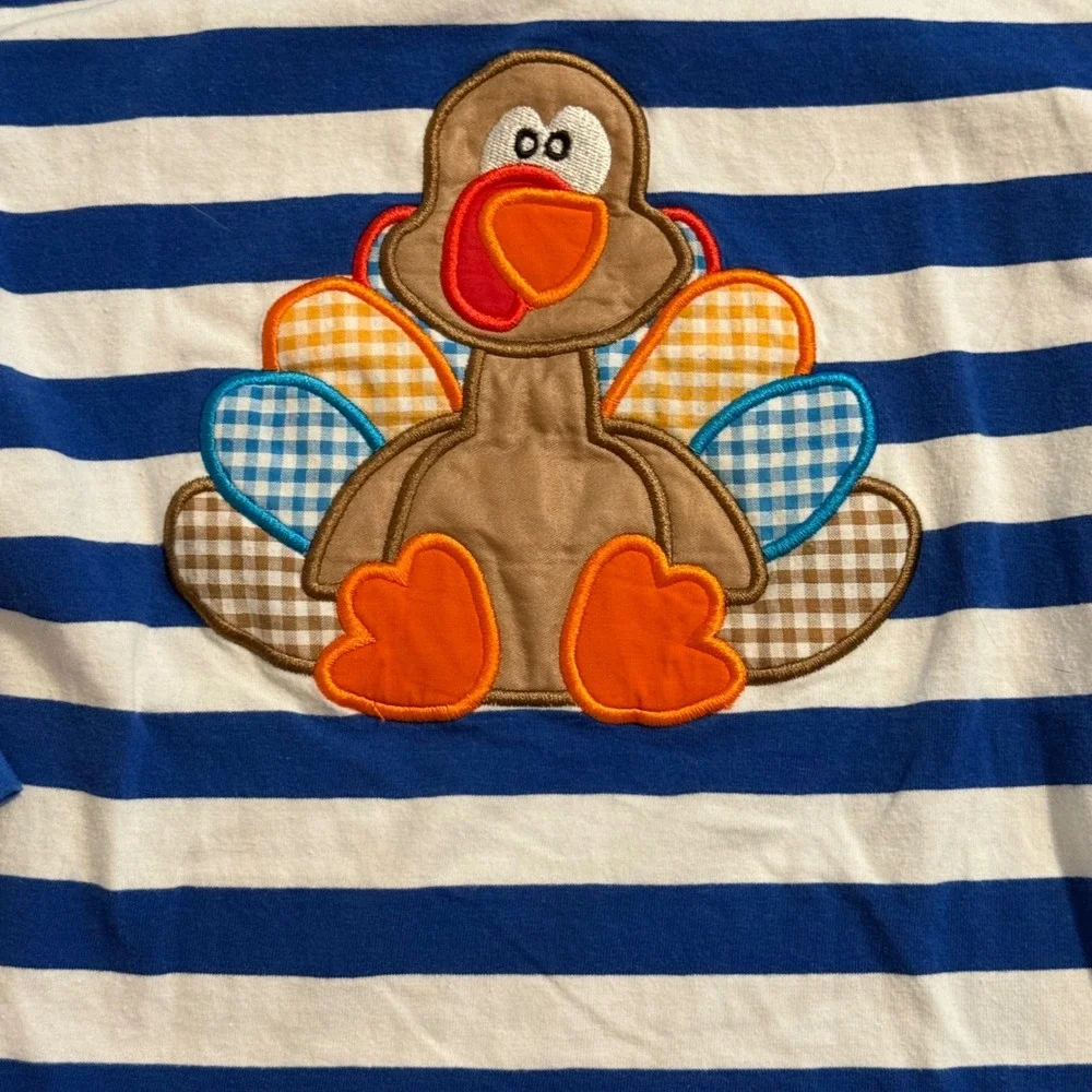 Magic Kingdom Boutique Kids Turkey Pajama Set Blue White Striped Size 6-7T